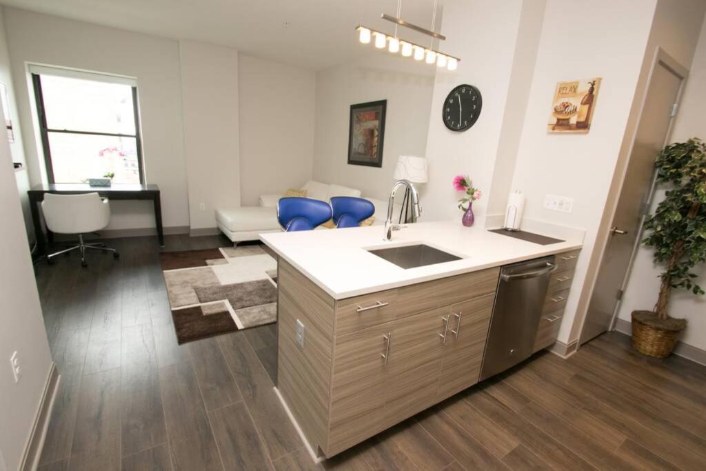 Апартаменты Ultra Modern New 1Br 1Ba By Rittenhouse Doorman!!! Филадельфия Экстерьер фото